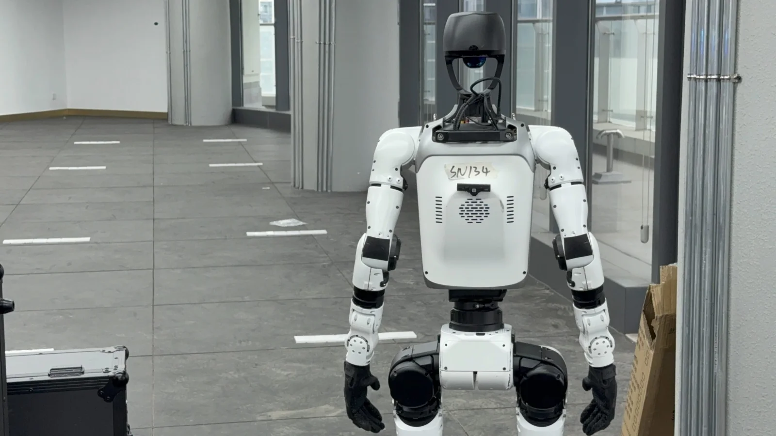 Unitree本社で確認した車輪型ヒューマノイドロボットの実機